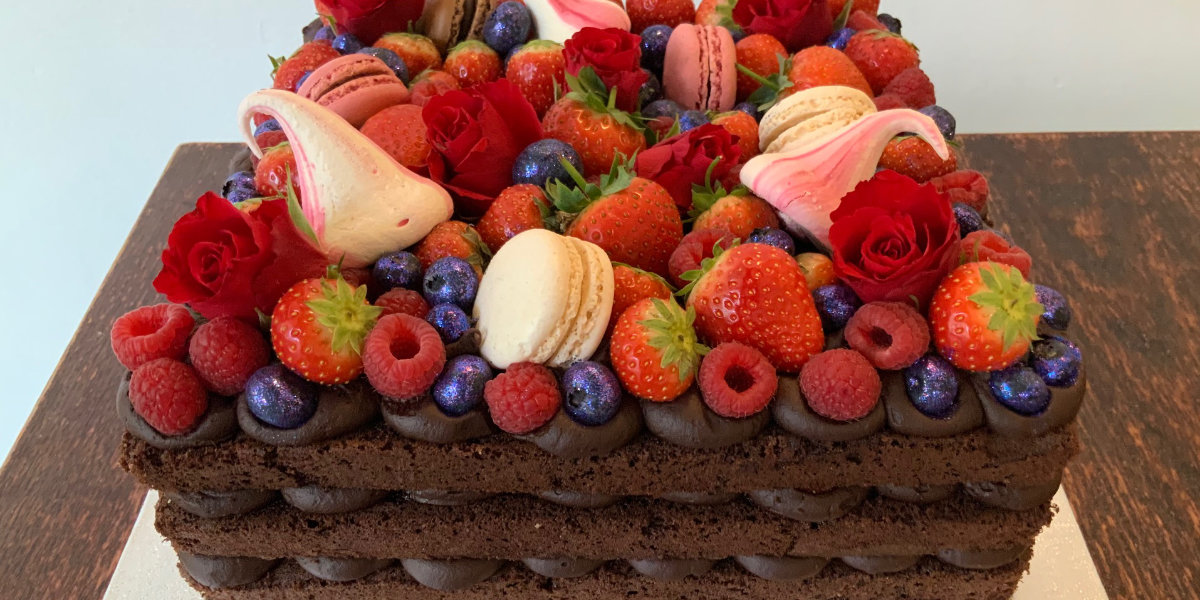 summer berries chocolate cake