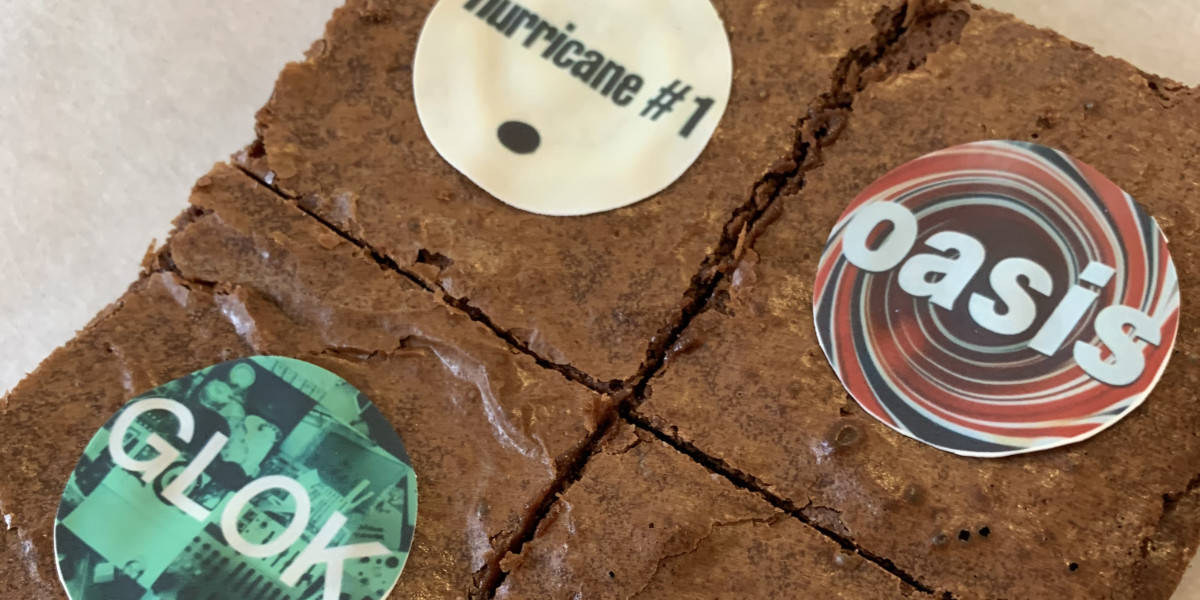 Band music topper brownie